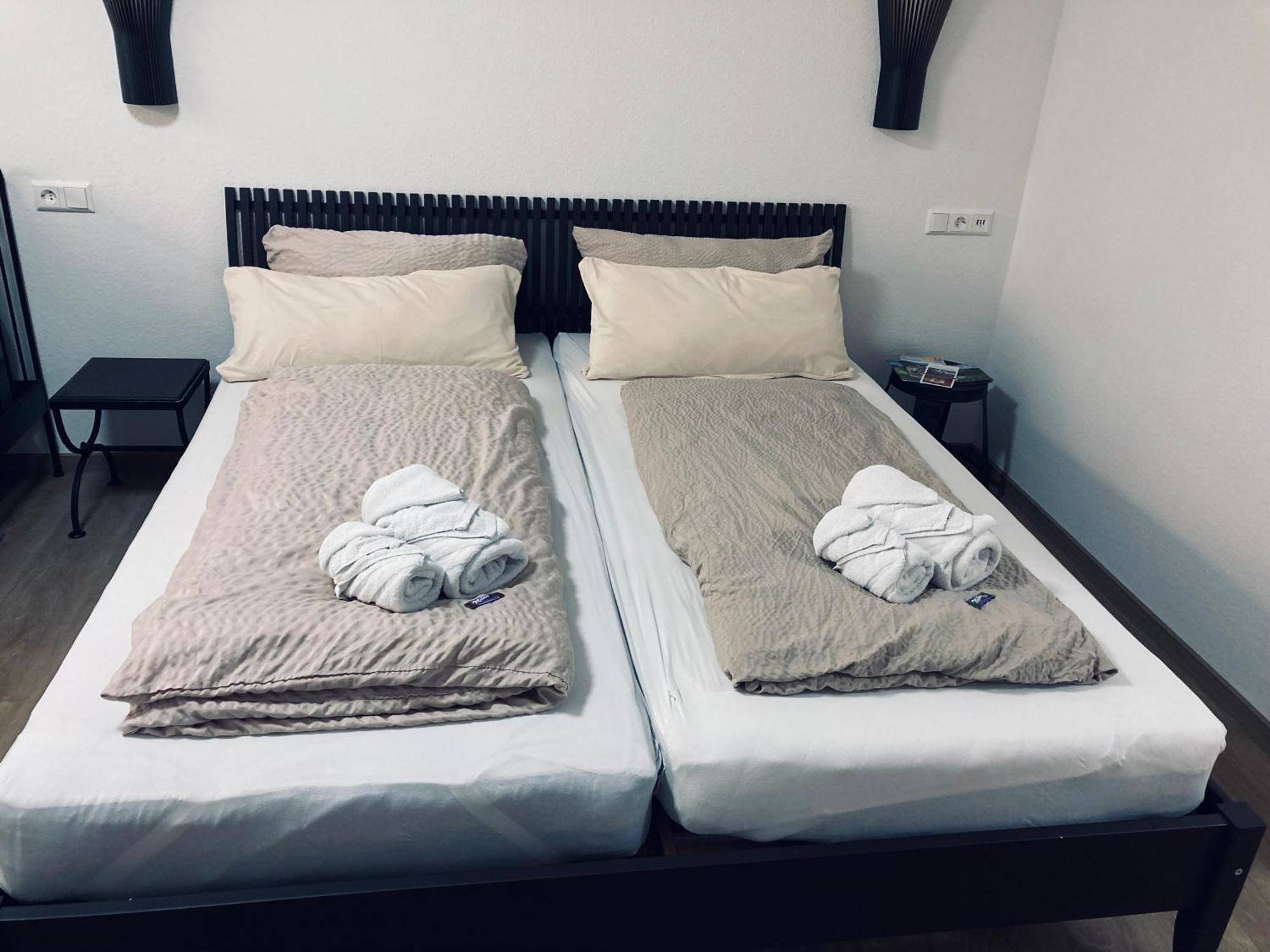 Free Apartment - Ermstal บัดอูราค ภายนอก รูปภาพ